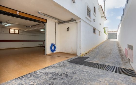 Villa de 4 chambres à Los Montesinos - BCH94351 - Photo - Small - 34