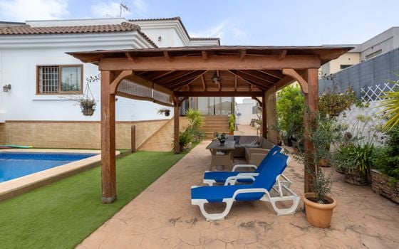 Villa de 4 chambres à Los Montesinos - BCH94351 - Photo - Small - 39