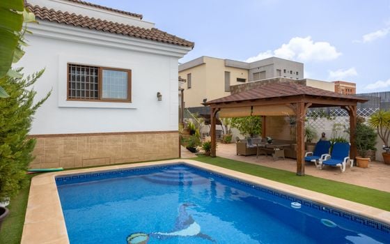 4 bedroom Villa in Los Montesinos - BCH94351 - Photo - 2