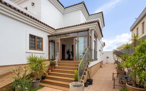 4 bedroom Villa in Los Montesinos - BCH94351 - Photo - 3
