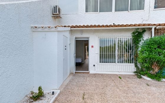2 bedroom Bungalow in Villamartin - EC133003 - Photo - Small - 21