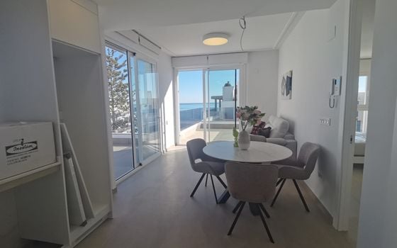 Penthouse de 1 chambre à Torrevieja - AGI35633 - Photo - 4
