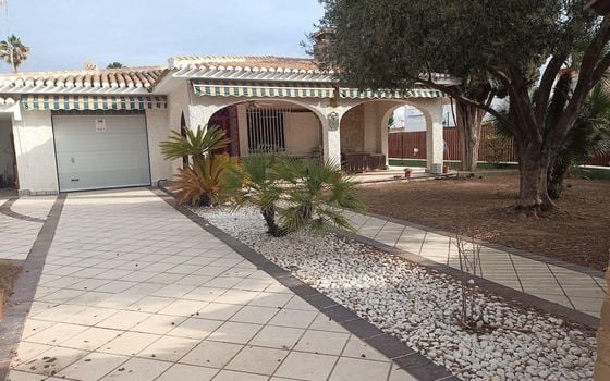 Villa de 4 chambres à Dehesa de Campoamor - CT95506 - Photo - 1