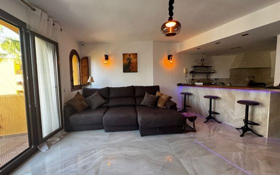 2 bedroom Penthouse in Punta Prima - LR96103 - Photo - 3