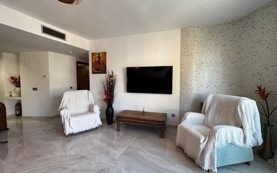 2 bedroom Penthouse in Punta Prima - LR96103 - Photo - 5