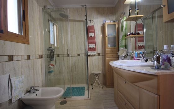 5 bedroom Villa in La Nucia - BNB96774 - Photo - Small - 25