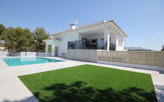 6 bedroom Villa in La Nucia - BNB96779 - Photo - 1