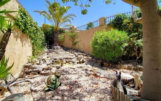 6 bedroom Villa in La Nucia - BNB96780 - Photo - Small - 32