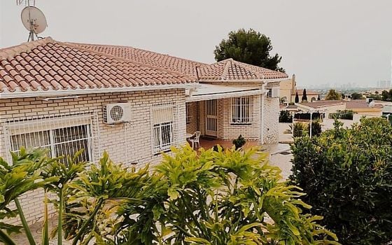 3 bedroom Villa in La Nucia - BNB96854 - Photo - Small - 28