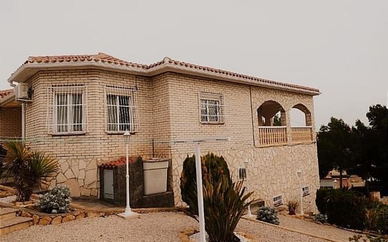 3 bedroom Villa in La Nucia - BNB96854 - Photo - 1