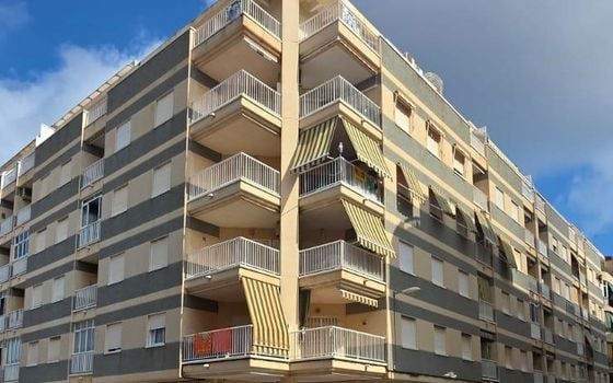 3 bedroom Penthouse in Torrevieja - VEC97069 - Photo - 2
