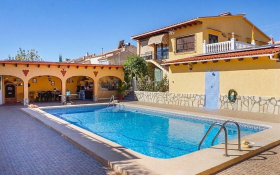 5 bedroom Villa in La Nucia - HMC97258 - Photo - 1