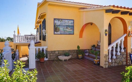 5 bedroom Villa in La Nucia - HMC97258 - Photo - Small - 43