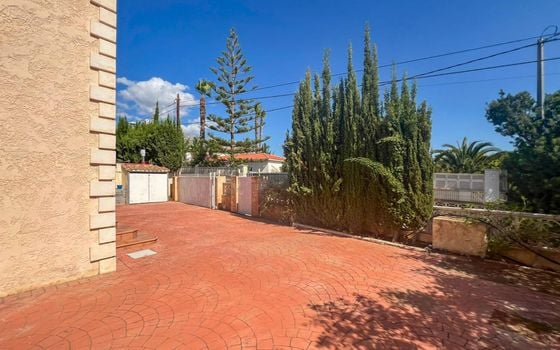 4 bedroom Villa in La Nucia - HMC97291 - Photo - Small - 32