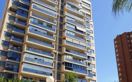 Appartement de 3 chambres à Benidorm - HMC97341 - Photo - 3