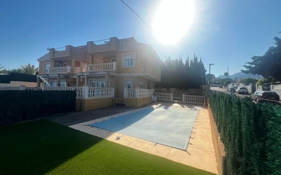 3 bedroom Villa in La Nucia - HMC97346 - Photo - Small - 38