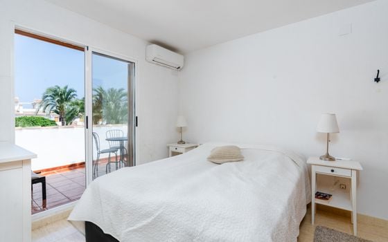6 bedroom Townhouse in Gran Alacant - CBE98000 - Photo - Small - 11