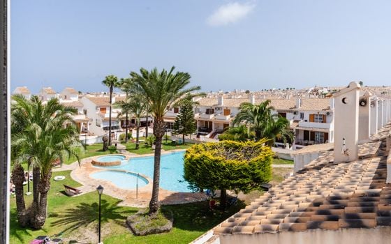 6 bedroom Townhouse in Gran Alacant - CBE98000 - Photo - 1