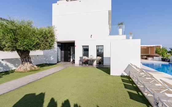 7 bedroom Villa in San Fulgencio - CBE98001 - Photo - 3