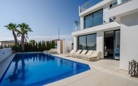 7 bedroom Villa in San Fulgencio - CBE98001 - Photo - 2