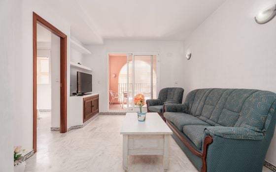 Apartamento de 2 habitaciones en Torrevieja - CBE98016 - Foto - 4
