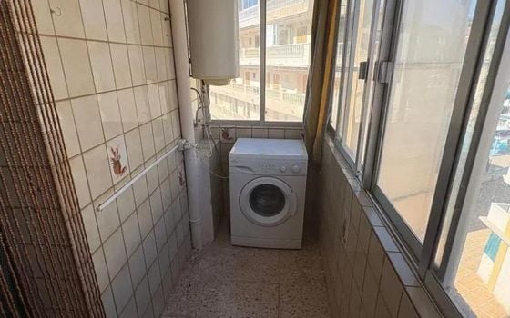 Appartement de 2 chambres à Torrevieja - SHL98421 - Photo - 5