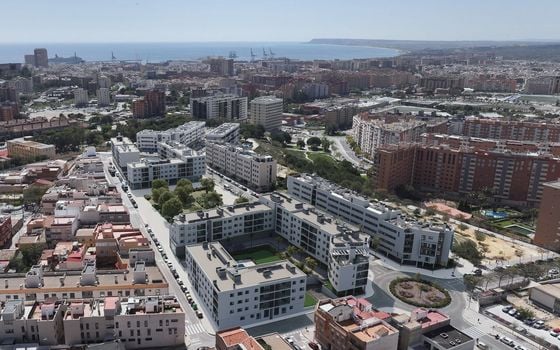 2 Schlafzimmer Appartement in Alicante - AEH150018 - Foto - Small - 12