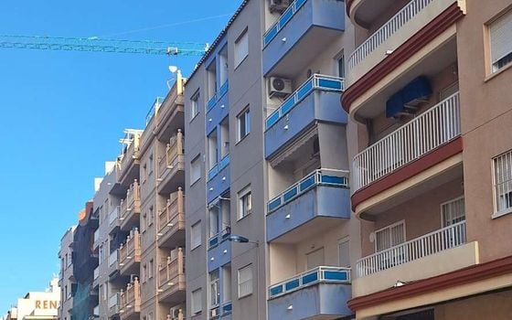 Penthouse de 2 chambres à Torrevieja - EGL131653 - Photo - 1
