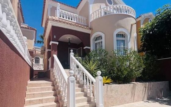 Villa de 3 chambres à Lomas de Cabo Roig - HRE146375 - Photo - 1