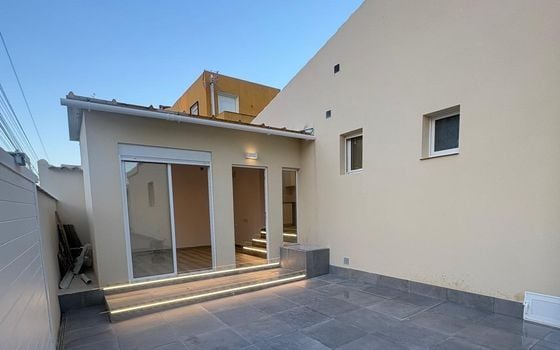 2 bedroom Townhouse in Torrevieja - AG151919 - Photo - 1